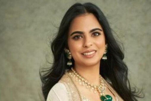 ఇషా అంబానీ