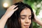 Hair Oil: తలకు నూనె పెట్టుకుంటున్నారా.. ఈ చిన్నపొరపాటు చేశారో మిమ్నల్ని ఎవరు కాపాడలేరు..