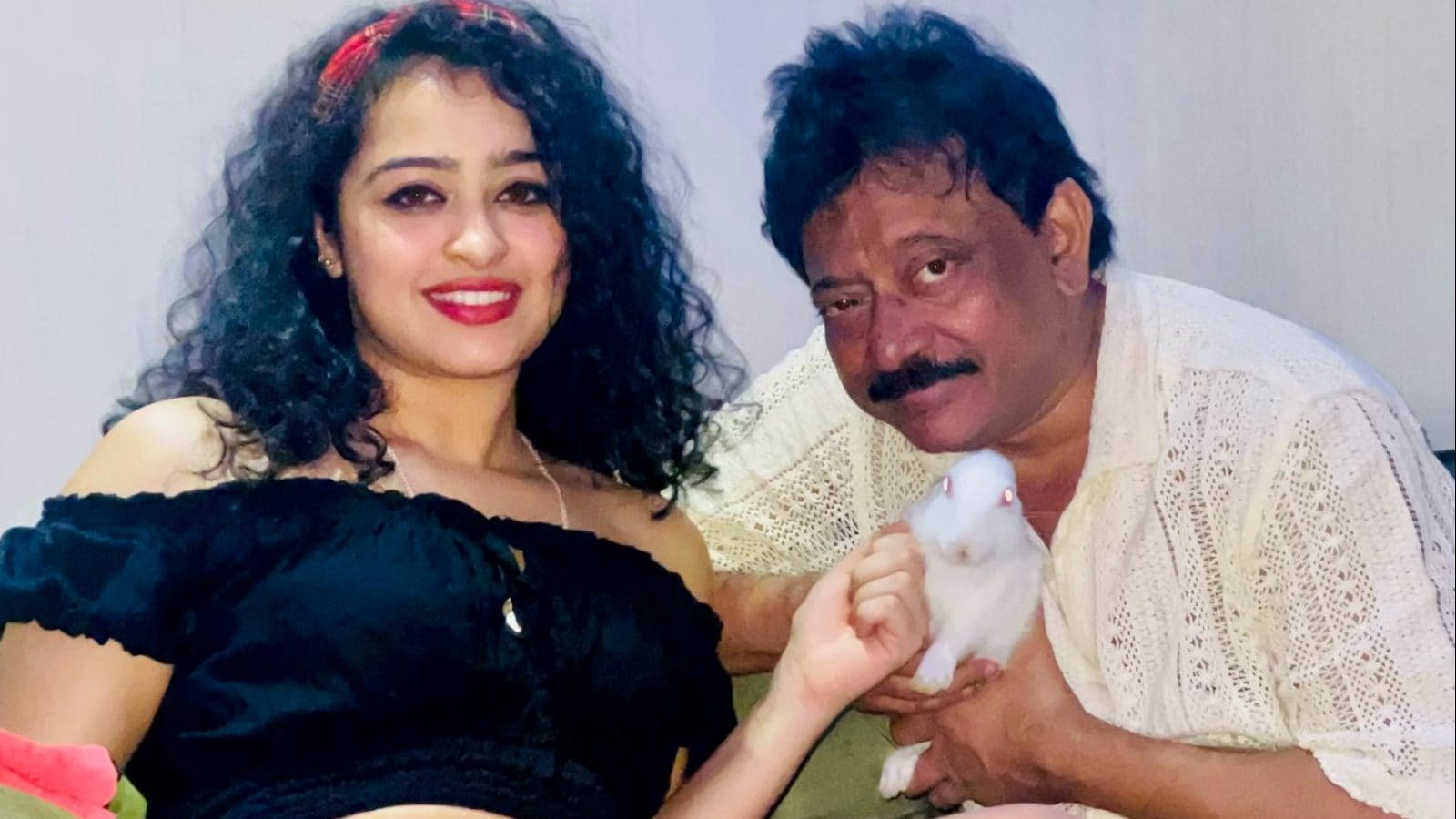 Apsara Rani: హాట్ హాట్‌గా ఆర్జీవీ భామ అప్సర రాణి.. ఈ ఫొటోస్ చూశారా గురూ ...