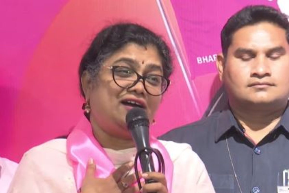 కారెక్కిన పాల్వాయి స్రవంతి.. BRS వ్యూహం ఫలిస్తుందా? | Palvai Sravanthi ...