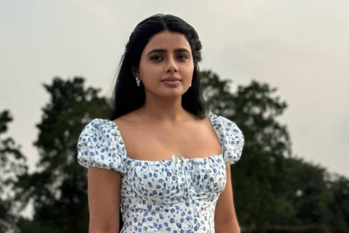 Sumaya Rong డియర్ ఉమగా అనంతపురం అమ్మాయి.. సుమయా రెడ్డి ప్లాన్ చూశారా ...