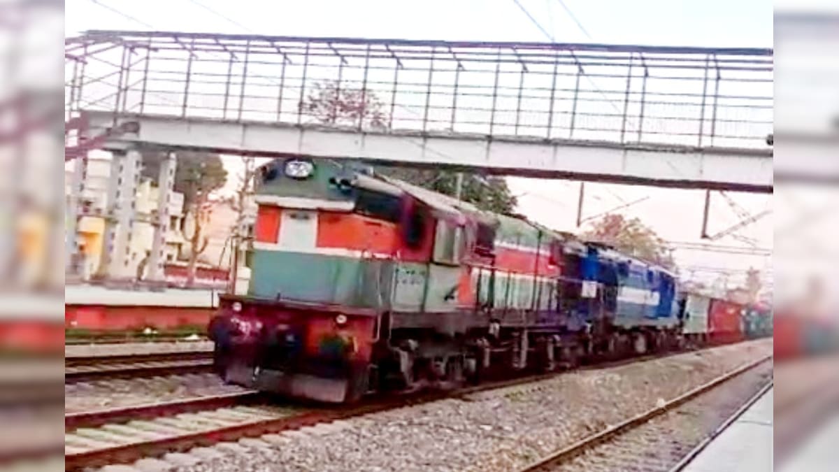 Pathankot Train Video: డ్రైవర్ లేకుండానే వెళ్లిపోయిన రైలు.. దెయ్యం నడిపిందా? | india ...