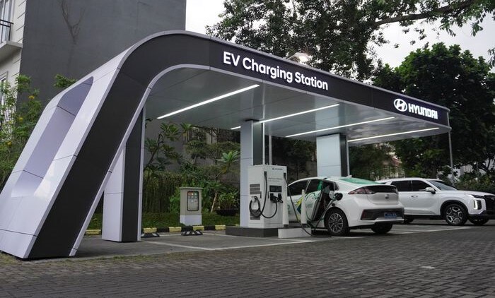 10 అల్ట్రా ఫాస్ట్ ఛార్జింగ్ స్టేషన్లను ప్రారంభించిన హ్యుందాయ్ ...