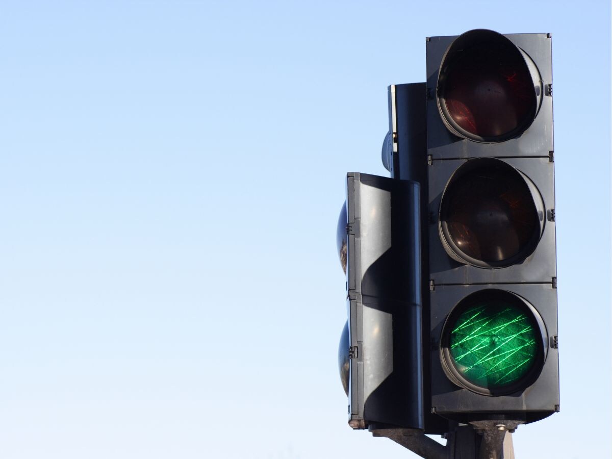 Trafficker Signal Traffic Signal: ఎరుపు, ఆకుపచ్చ, పసుపు.. ట్రాఫిక్ సిగ్నల్స్ లో ఎందుకు ఈ ...