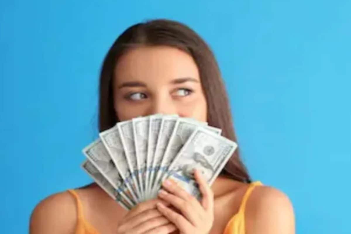 New Rules 1 - Earning Money 2024 05 D6a44add72bb3a975b2d8eb26115b5fe 3x2 