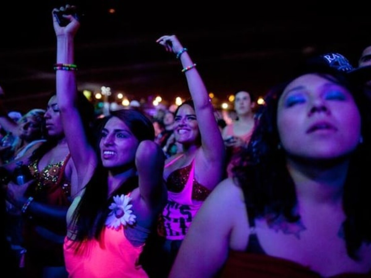 India Rave Bangalore Rave Party: బెంగళూరులో రేవ్ పార్టీ.. పోలీసులకు చిక్కిన ...