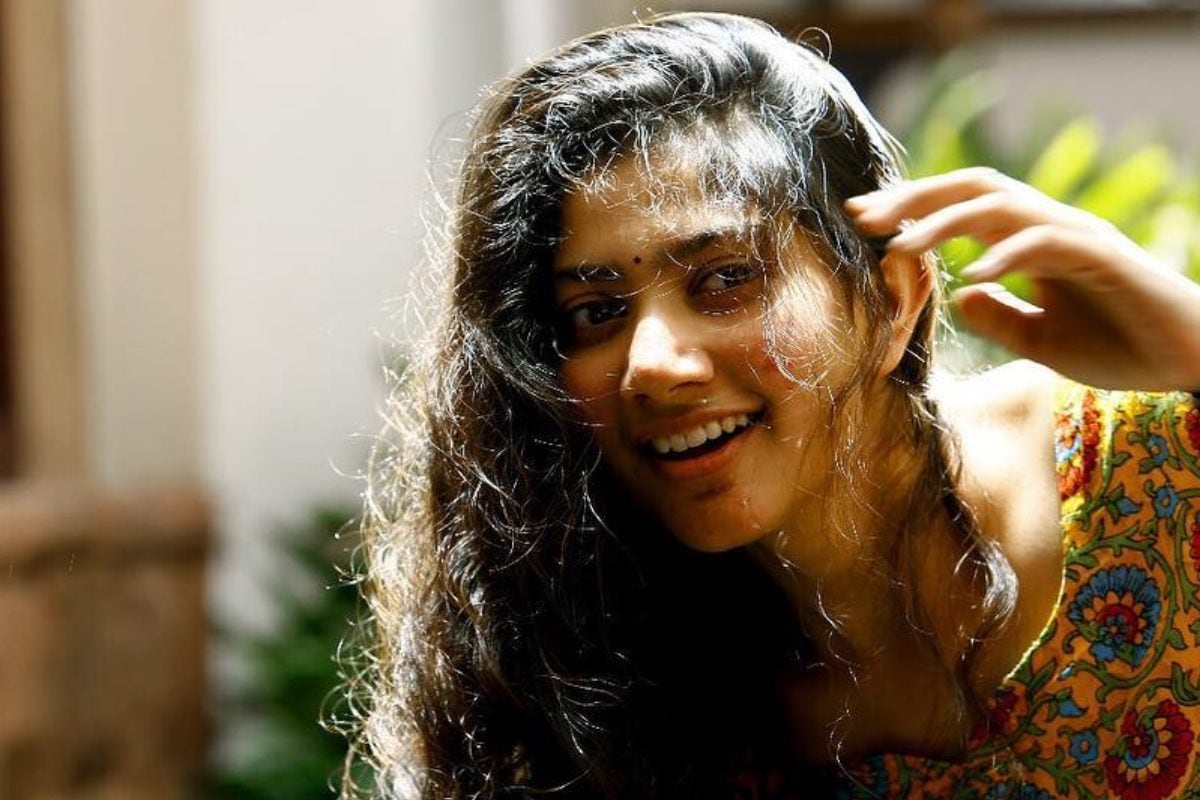Sai Pallavi: ఆ స్టార్ హీరో కంటే సాయి పల్లవి రెమ్యునరేషన్ ఎక్కువ.. రూ.300 కోట్లకు పైగా!