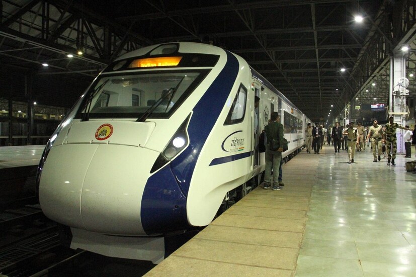 Vande Bharat Trains: హైదరాబాద్‌కు మరో కొత్త వందే భారత్ ట్రైన్.. నడిచేది ...