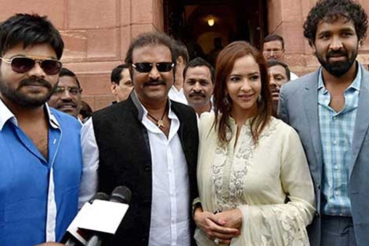 Manchu Family: ఎట్టకేలకు స్పందించిన మంచు విష్ణు.. కుటుంబ వివాదాలపై ఊహించని రిప్లై..!