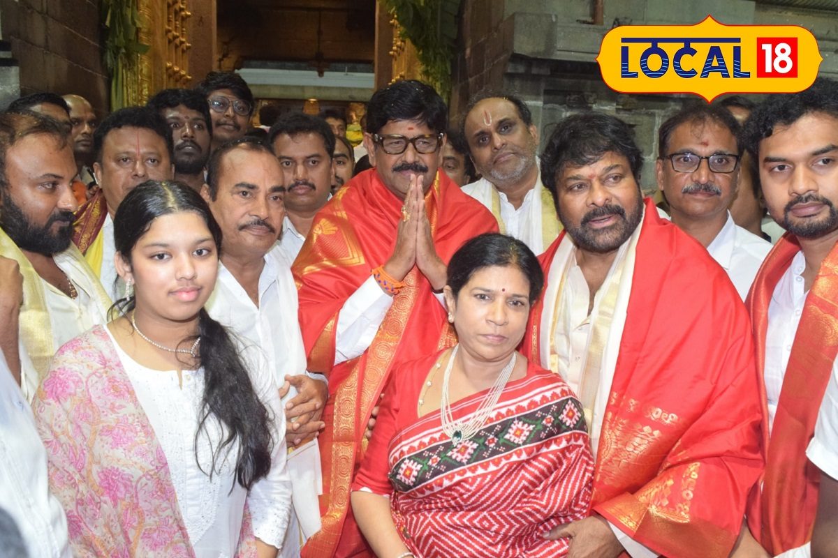 Chiranjeevi Birthday: జనసేన ఎమ్మెల్యే ఇంట్లో కేక్ కట్ చేసిన మెగాస్టార్ చిరంజీవి