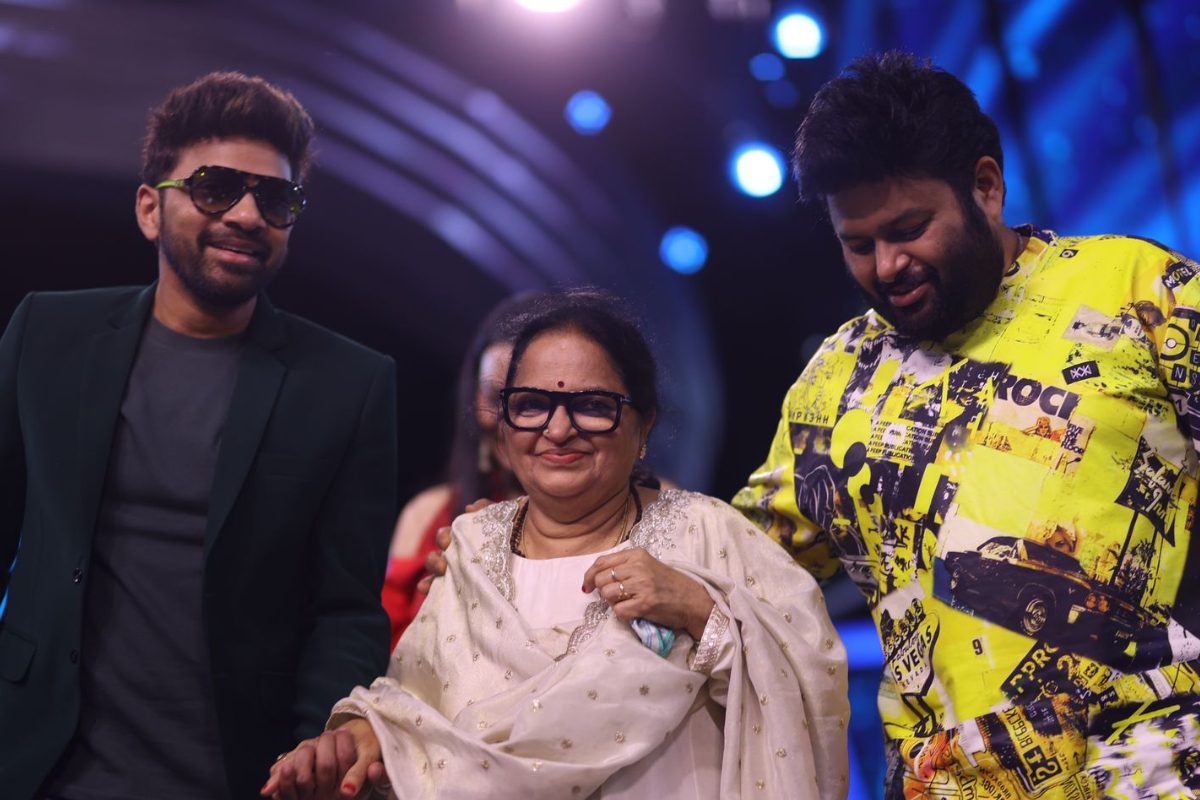 ఇండియన్ ఐడల్ షోకు గెస్ట్‌గా థమన్ అమ్మ.. సీక్రెట్స్ అన్నీ బయట పెట్టేసిందిగా..!