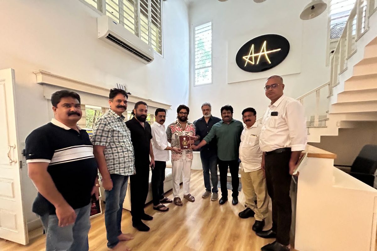 Allu Arjun: బాలయ్య స్వర్ణోత్సవ వేడుకలకు.. ఐకాన్ స్టార్‌కు ఆహ్వానం..!