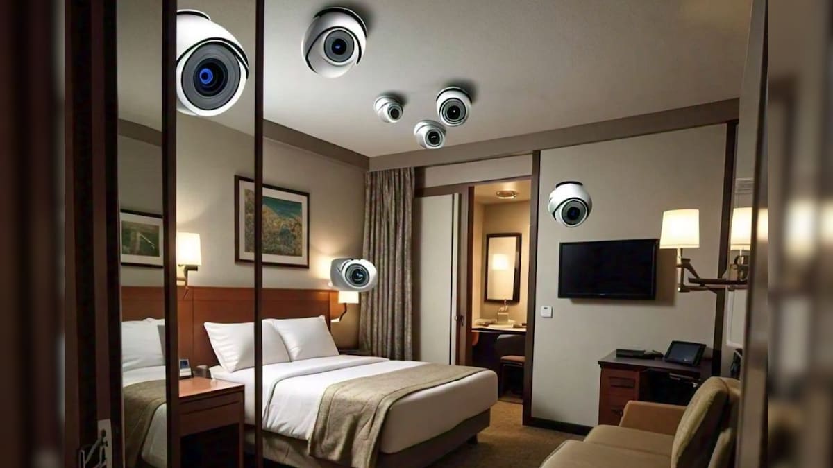 Detecting hidden cameras: హోటల్‌ గదిలో సీక్రెట్ కెమెరాలు ఉన్నాయా? ఇలా ఇట్టే కనిపెట్టేయండి!
