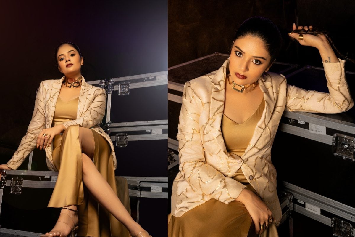 యాంకర్ శ్రీముఖి కొత్త అవతారం.. కుర్రాళ్లకు కిర్రాకు పుట్టిస్తున్న పోజులు