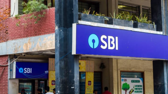 SBI BANK: Nowadays fraudsters are making various attempts to steal money online. Accordingly, SBI Bank, one of the leading banks in the country, has taken several measures for the safety of its customers' money. Accordingly, SBI advises all account holders to be cautious. SBI BANK: Nowadays fraudsters are making various attempts to steal money online. Accordingly, SBI Bank, one of the leading banks in the country, has taken several measures for the safety of its customers' money. Accordingly, SBI advises all account holders to be cautious.