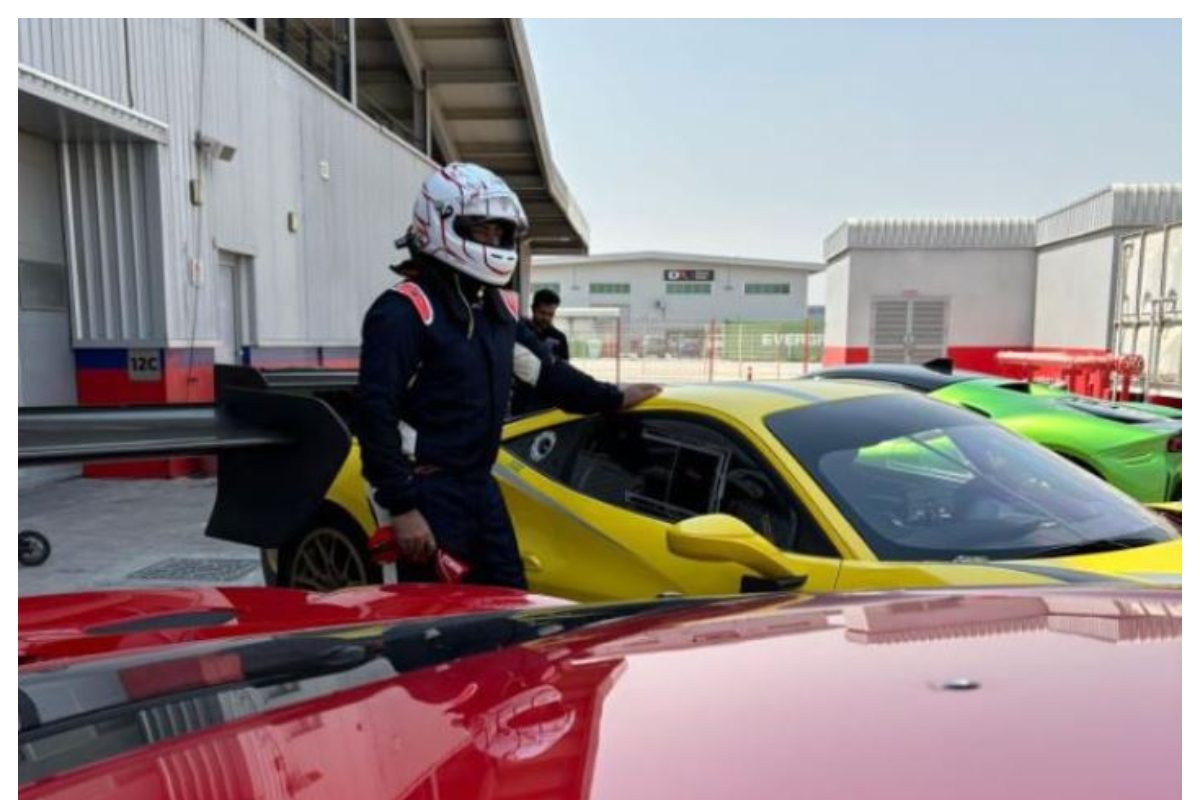 Ajith: దుబాయ్ లో కార్ రేసింగ్ శిక్షణ తీసుకుంటున్న అజిత్.. ఎందుకో తెలుసా..!