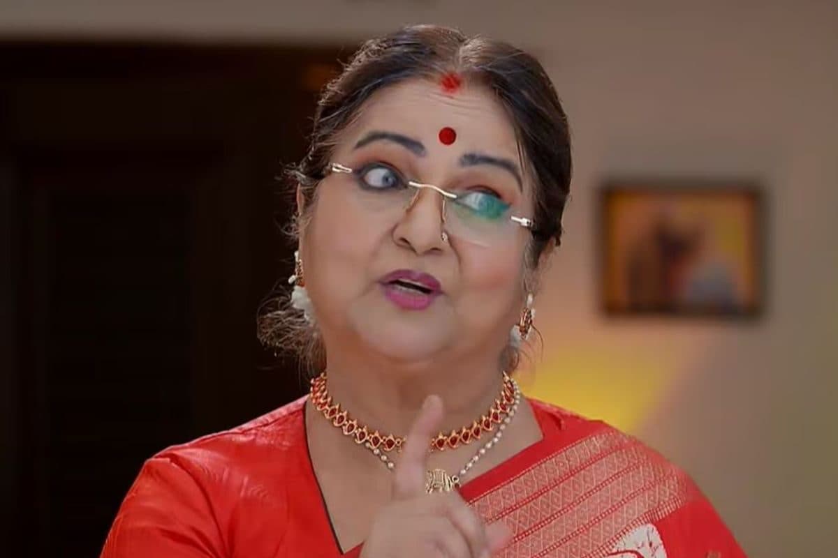 బ్రహ్మముడి బామ్మా ఇంగ్లీష్ ఇరగదీసిందిగా... మీరు కూడా అలా మాట్లాడలేరెమో?