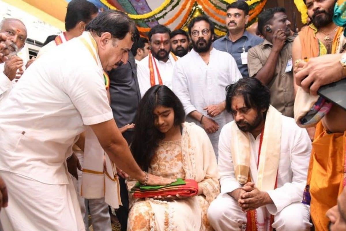 Pawan Kalyan: ఆ గుడికి వెళ్లని పవన్ కళ్యాణ్ చిన్న కూతురు.. ఎందుకు వెళ్లలేదో తెలుసా?