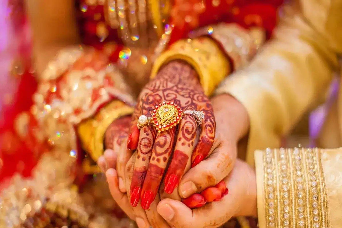 ये एक वादा है स्वामी!.. ‘अगर मैं जीत गया तो सभी कुंवारों से शादी कर लूंगा..!’ – News18 तेलुगु ये एक वादा है स्वामी!.. ‘अगर मैं जीत गया तो सभी कुंवारों से शादी कर लूंगा..!’ – News18 तेलुगु