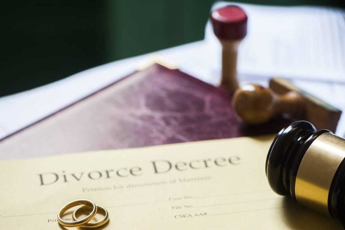 ఈ ఏడాది విడాకులు తీసుకున్న సెలబ్రిటీ కపుల్స్ వీరే.. 2024 వీరికి అస్సలు కలిసిరాలేదు..!