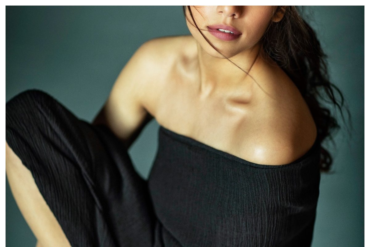 స్టార్ డైరెక్టర్‌కి మేనకోడలు.. ఇండస్ట్రీలో ఫ్లాప్ హీరోయిన్‌.. ఆస్తులు మాత్రం..