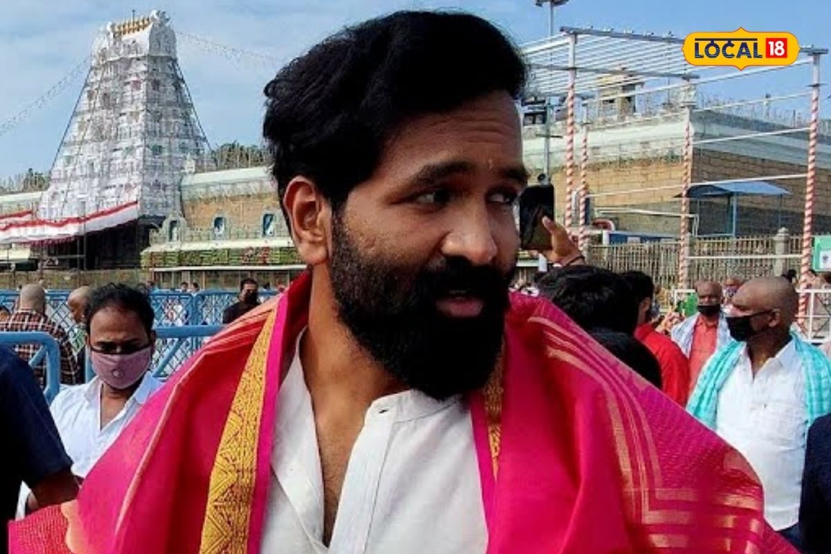 తిరుమల వెంకటేశ్వర స్వామిని దర్శించుకున్న మంచు విష్ణు.. ఏం కోరుకున్నారంటే..