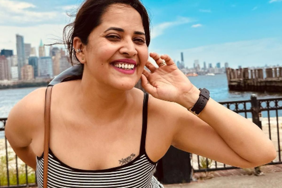అనసూయ ఒంటిపై ఎన్ని టాటూలు ఉన్నాయో తెలుసా? వాటి అర్ధాలు తెలిస్తే షాకే!