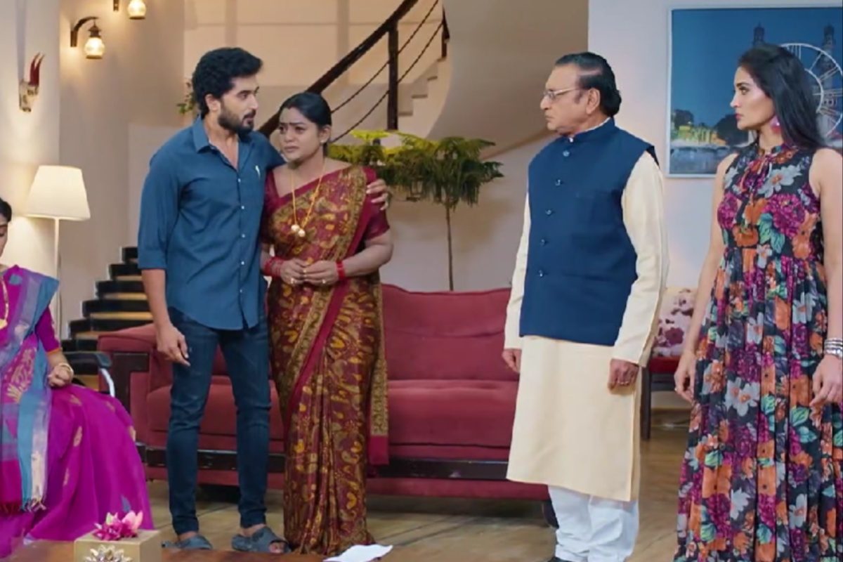 ముసలోడి అహంకారం.. కట్టుబట్టలతో రోడ్డున పడ్డ కార్తీక్,దీప.. ఛాలెంజ్ సినిమా చూపించారుగా!