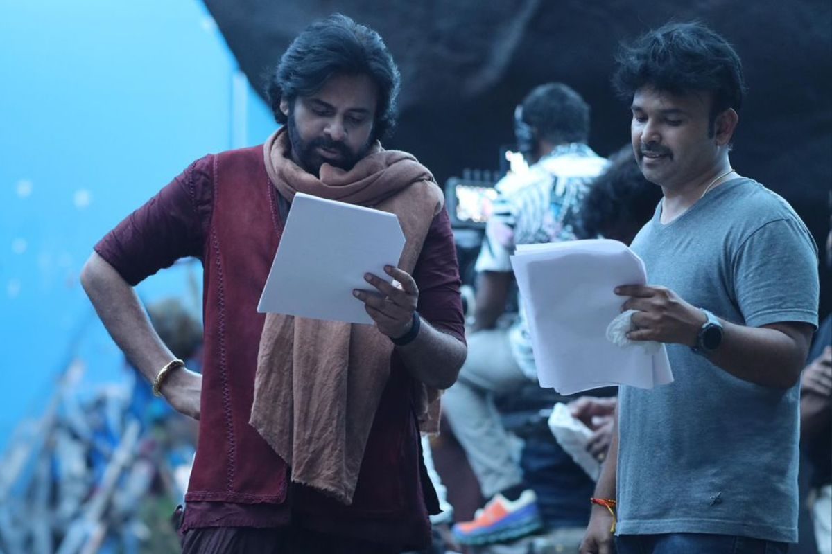 హరిహర వీరమల్లు మూవీ క్రేజీ అప్‌డేట్... పవన్ కళ్యాణ్ ఫ్యాన్స్‌కు పూనకాలే..!
