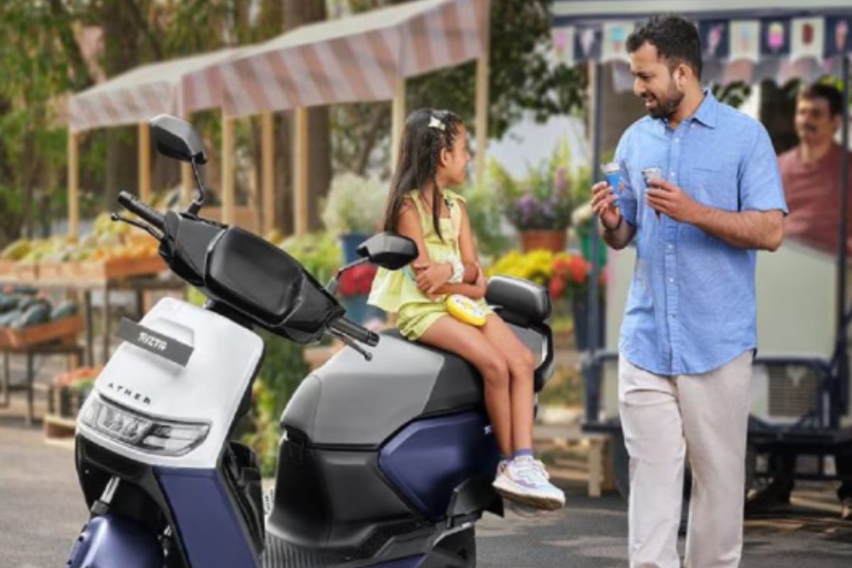 Electric Scooter: ఈ బండి ధర భారీగా పెరిగిపోతుంది.. వెంటనే కొనేయండి..