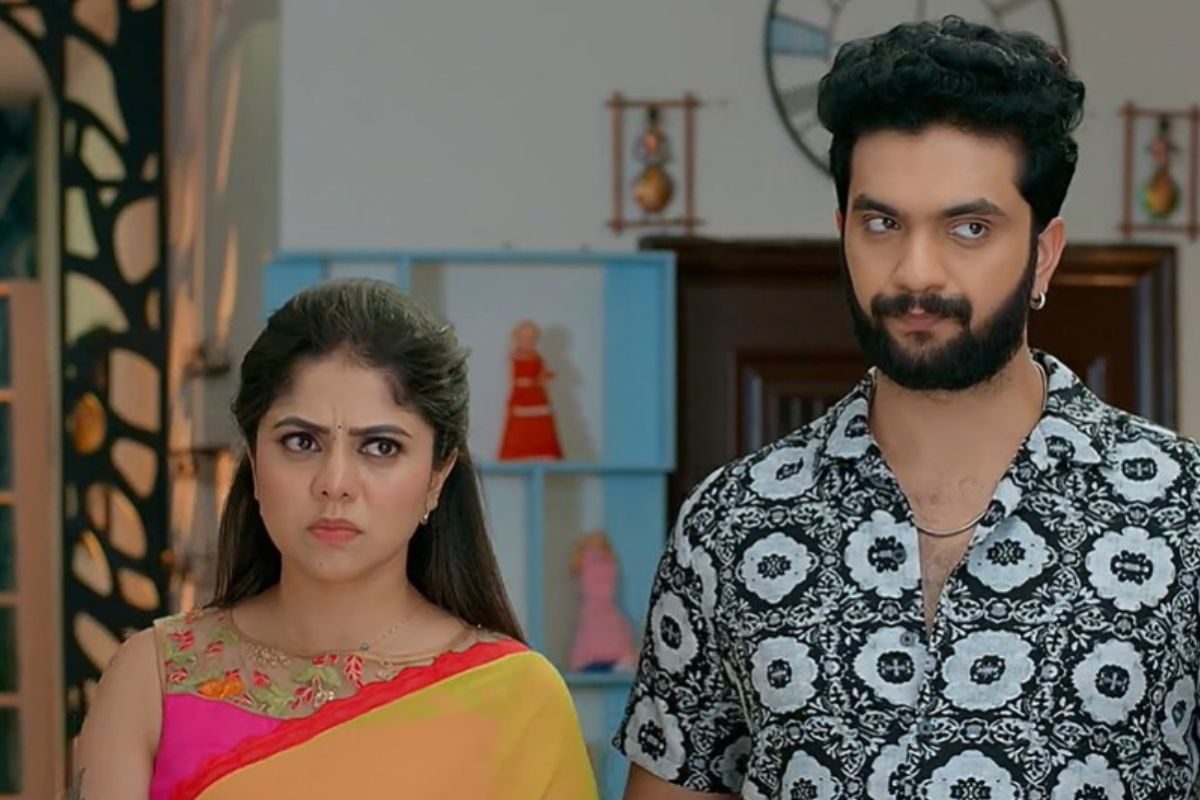 ఈసారి కూడా రుద్రాణి నోట్లో మట్టి కొట్టిన కావ్య.. దెబ్బకు షాక్‌లో ధాన్యలక్ష్మి!