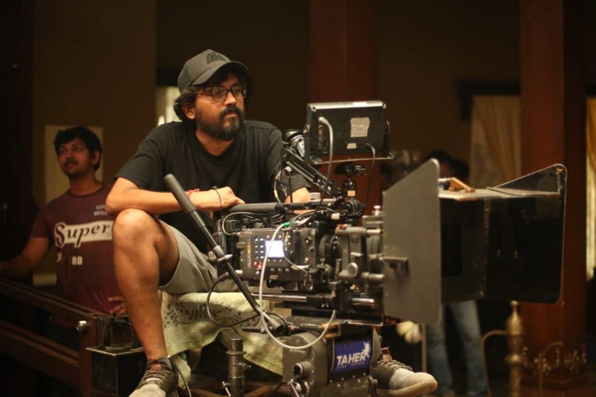 కలల ప్రపంచం నుండి కళారంగం వరకు..! ఒక్కో మెట్టు ఎక్కుతూ టార్గెట్ దిశగా..