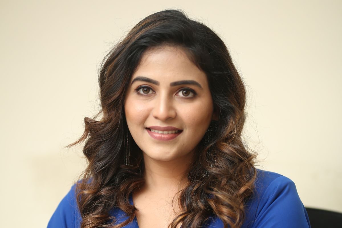 Game Changer: నా కెరీర్‌లో బెస్ట్ క్యారెక్టర్ ఇదే.. అంజలి సంచలన వ్యాఖ్యలు..