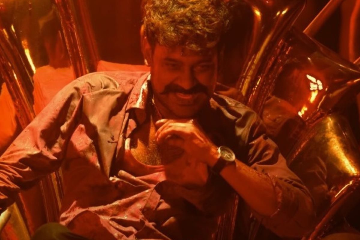 Racharikam Trailer: రక్తపాతం సృష్టిస్తున్న 'రాచరికం' ట్రైలర్... ఆ నరుకుడు ఏంట్రా అయ్యా...!