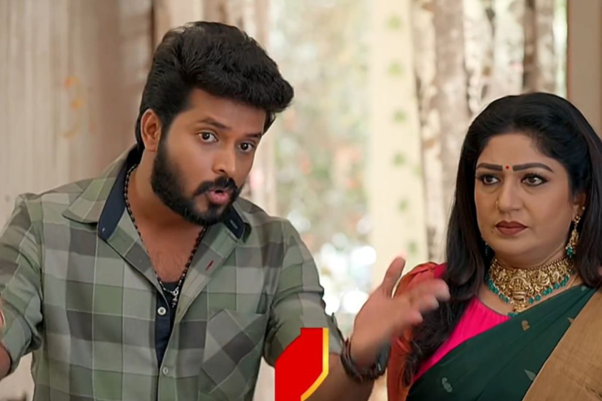 ఇంటి లోన్ కోసం నీ మొగుడు నా మొగుడి కాళ్ళు పట్టుకున్నాడు.. రెచ్చిపోయిన శోభన!