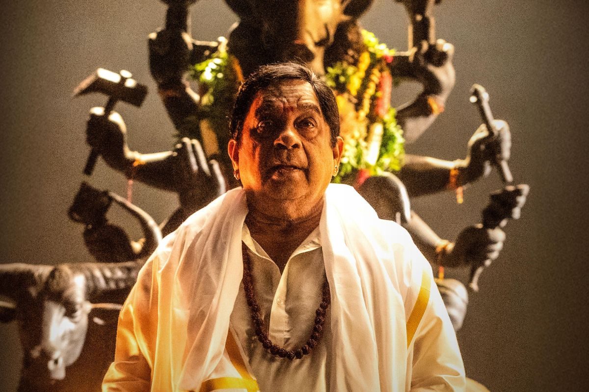 Brahmanandam: బ్రహ్మీ ఈజ్ బ్యాక్.. ఈ సారి ఏకంగా డివోషనల్ లుక్‌లోకి వచ్చేశాడుగా..!