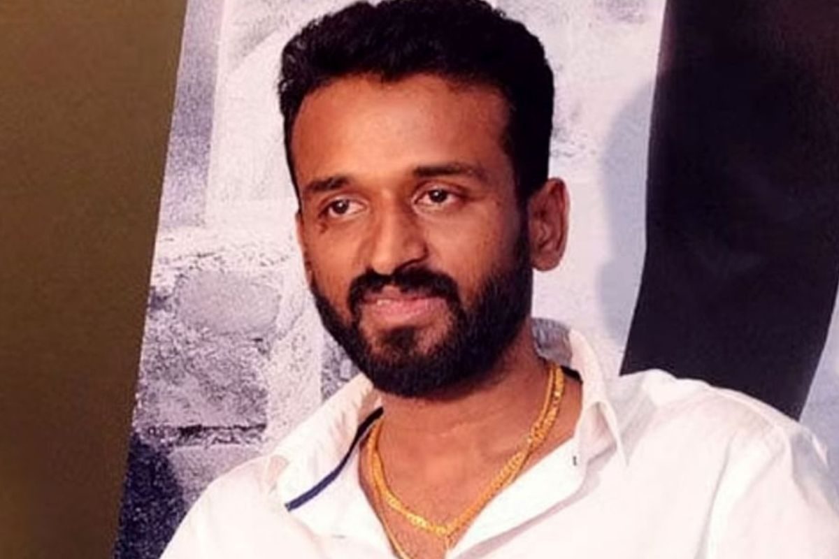 Tollywood: టాలీవుడ్ ప్రొడ్యూసర్ సూసైడ్.. ఇండస్ట్రీలో సంచలనం రేపుతున్న న్యూస్..!