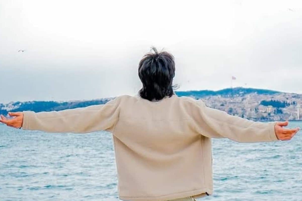 ఒకప్పుడు రోజుకు రూ.50 కూలీ.. చుట్టాలే నీచంగా తిట్టారు, కట్ చేస్తే కోట్ల రూపాయలకు యజమాని