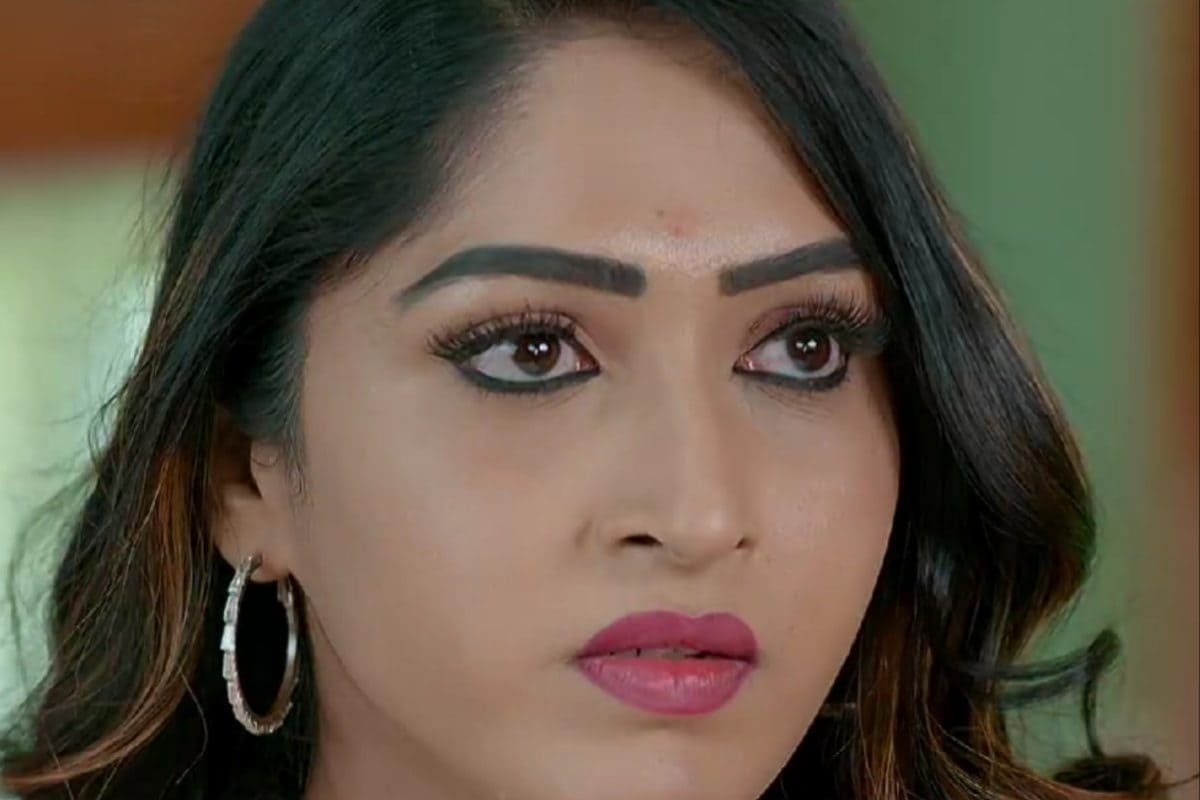 పెళ్ళైన మొగాళ్లపై ఈ మోజు ఏంటి బాబోయ్.. ఇది మోహిని పిశాచి.. రాజ్ కు రెండో పెళ్ళాం ఖాయం!