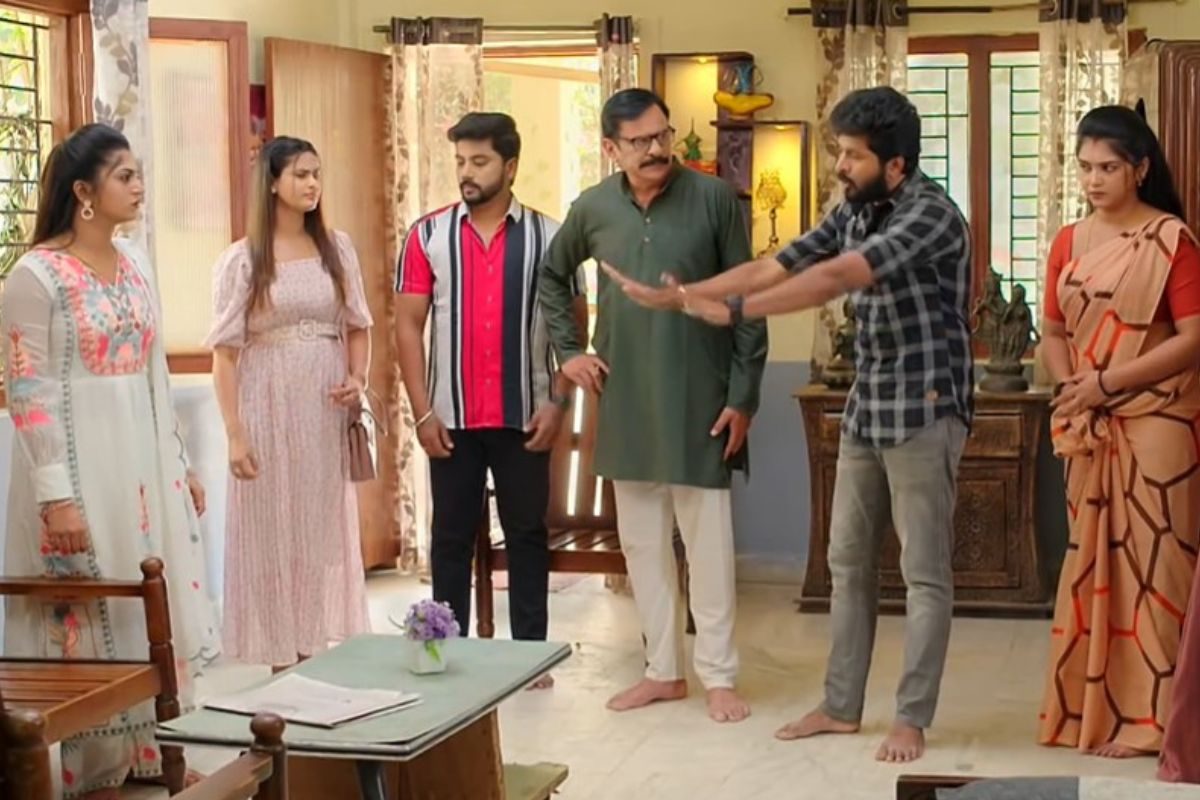 నా మొగుడిని ఏమైనా అంటే ఊరుకునేది లేదు.. రోహిణికి ఇచ్చి పడేసిన మీనా!