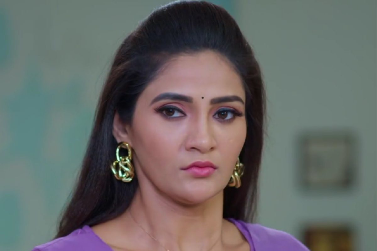 పెళ్ళికి ఒప్పుకున్న జ్యోత్స్న.. కడుపులు చేసి మోసం చేసేవాడితో విలన్ పెళ్లి.. కథలోకి వంటలక్క