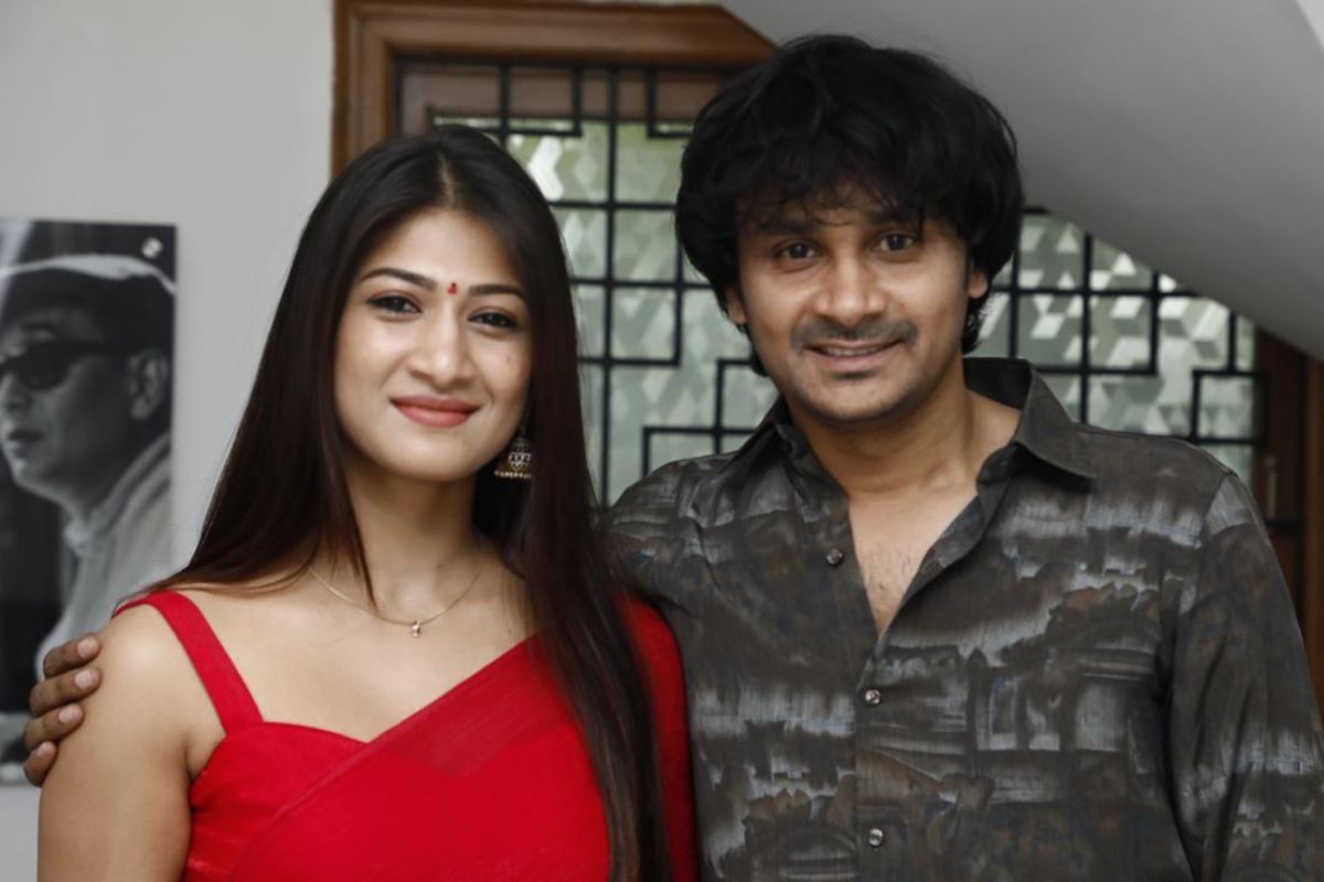 ‘దూరదర్శని’ మూవీ లిరికల్ సాంగ్ ‘నా నీడ వెళుతుందా’ లిరికల్ సాంగ్ రిలీజ్!