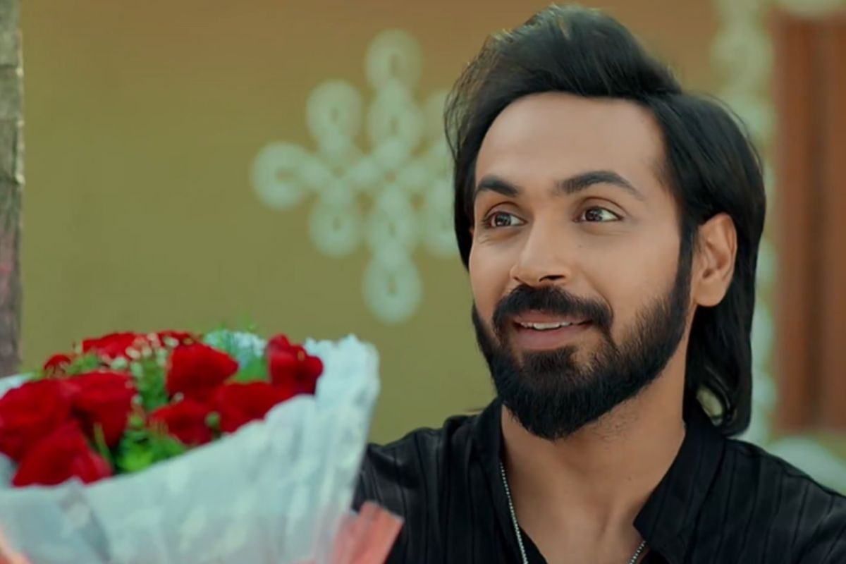 అబ్బో.. గురుడు మాములు రొమాంటిక్ కాదు గురూ.. మాజీ పెళ్ళానికి బొక్కే ఇచ్చి రొమాన్స్!