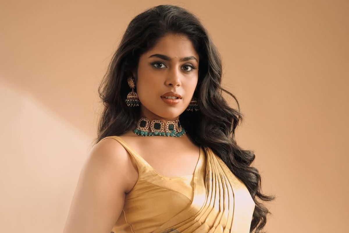 అంతర్జాతీయ బాలల నాటక ఉత్సవం.. ముఖ్య అతిథిగా 'జాతిరత్నాలు' బ్యూటీ!