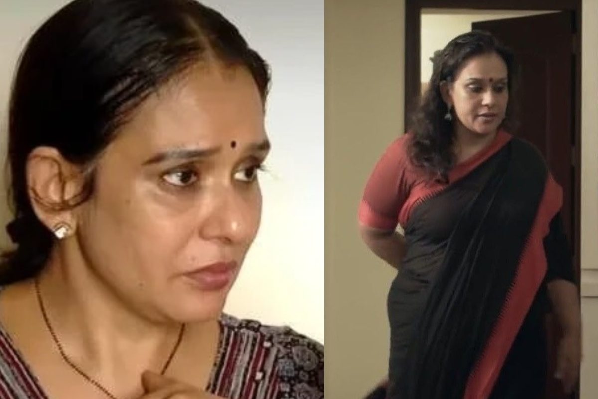 సినీ ఇండస్ట్రీలో మరో వివాదం.. సీనియర్ హీరోయిన్‌పై డైరెక్టర్ ఫైర్.. కారణం ‘దసరా’ విలన్