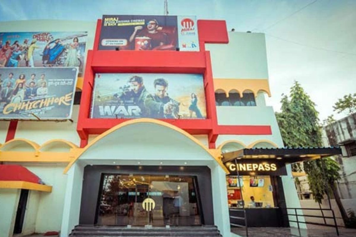 Theatre Business: రూ.5 లక్షల నుంచి రూ.1 కోటికి పెరిగిన సినిమా కలెక్షన్స్.. ఒకే ఒక్క మార్పు