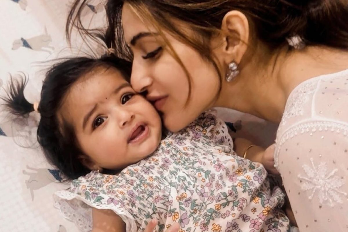 Sreeleela: శ్రీలీల లైఫ్‌లో ఆ చిన్నారి ఎవరు..? క్యూట్ ఫొటోలు వైరల్