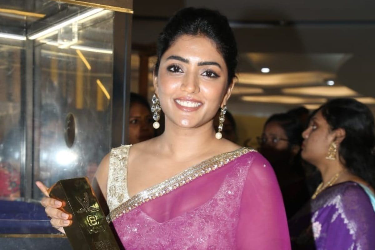 Eesha Rebba: నగరంలో ఈషా రెబ్బ సందడి.. హైదరాబాద్‌లో సిల్వర్ బార్ ఛాలెంజ్