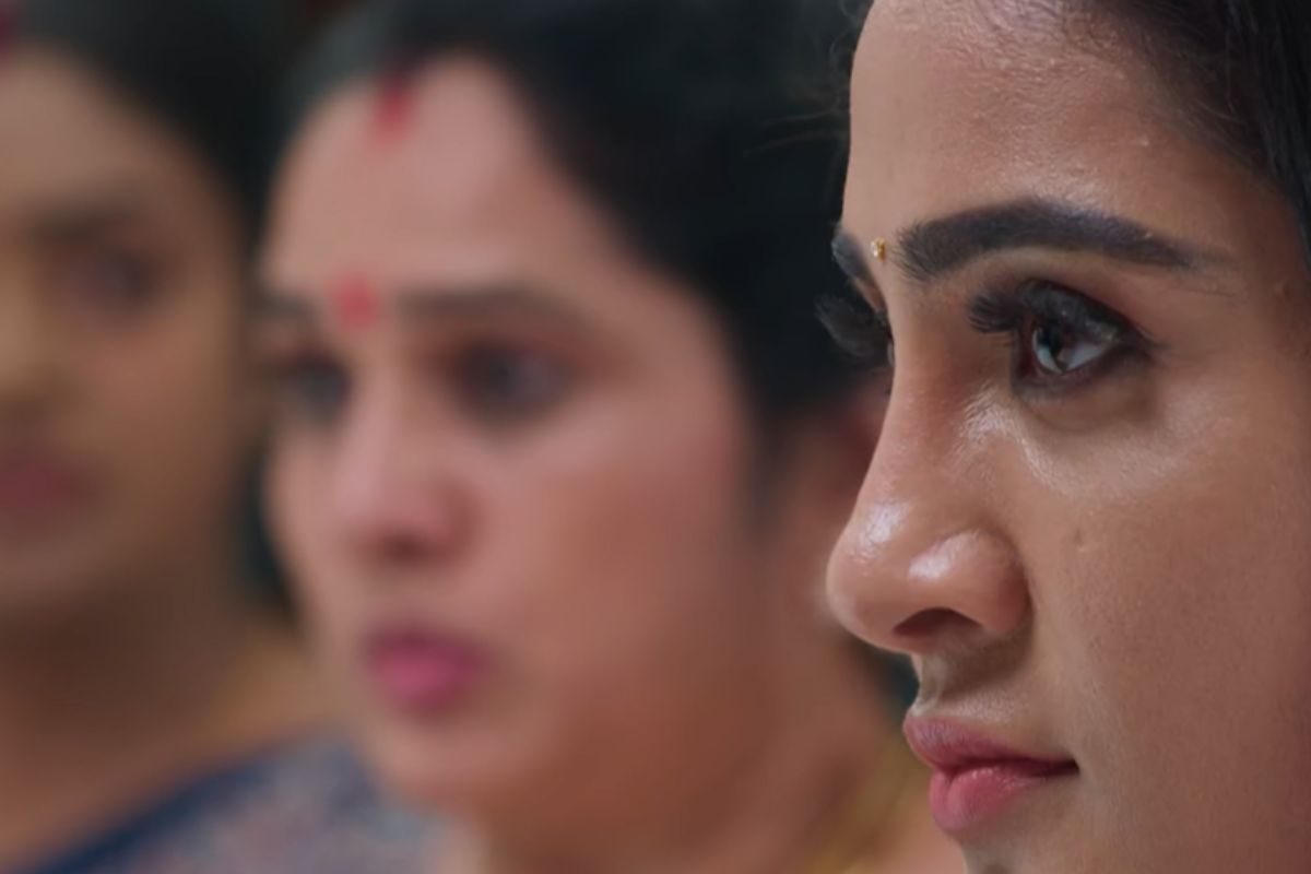 Karthika Deepam: బాబోయ్.. ఈ జ్యోత్స్న జగముండి రా బాబు.. దీపక్క నువ్వు వెంటనే ఆ కొంప నుంచి