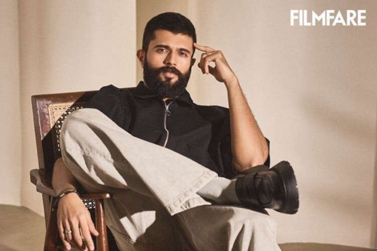 Vijay Deverakonda: బాలీవుడ్‌ సినిమాలో విలన్‌‌గా విజయ్ దేవరకొండ?.. నరాల తెగిపోయే వార్త మామ!